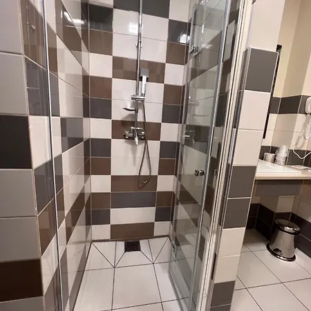 Gościnne Wip Hotel apartamentowy 4*